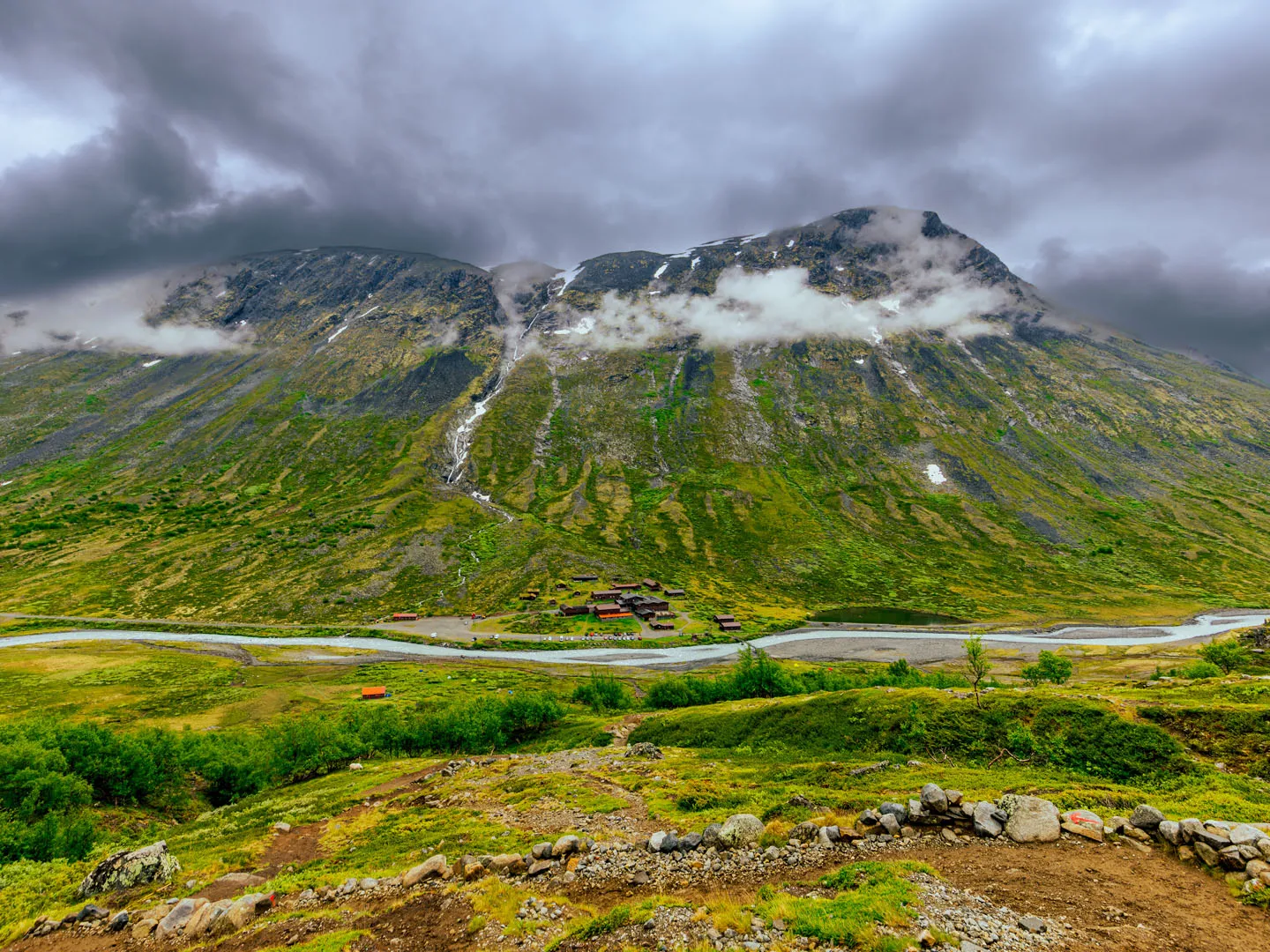 Galdhøpiggen Summit Trail